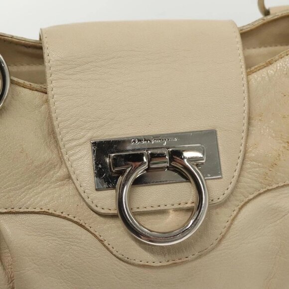 Salvatore Ferragamo Gancini Tote Bag Leather Beige Silver Auth - Picture 13 of 16